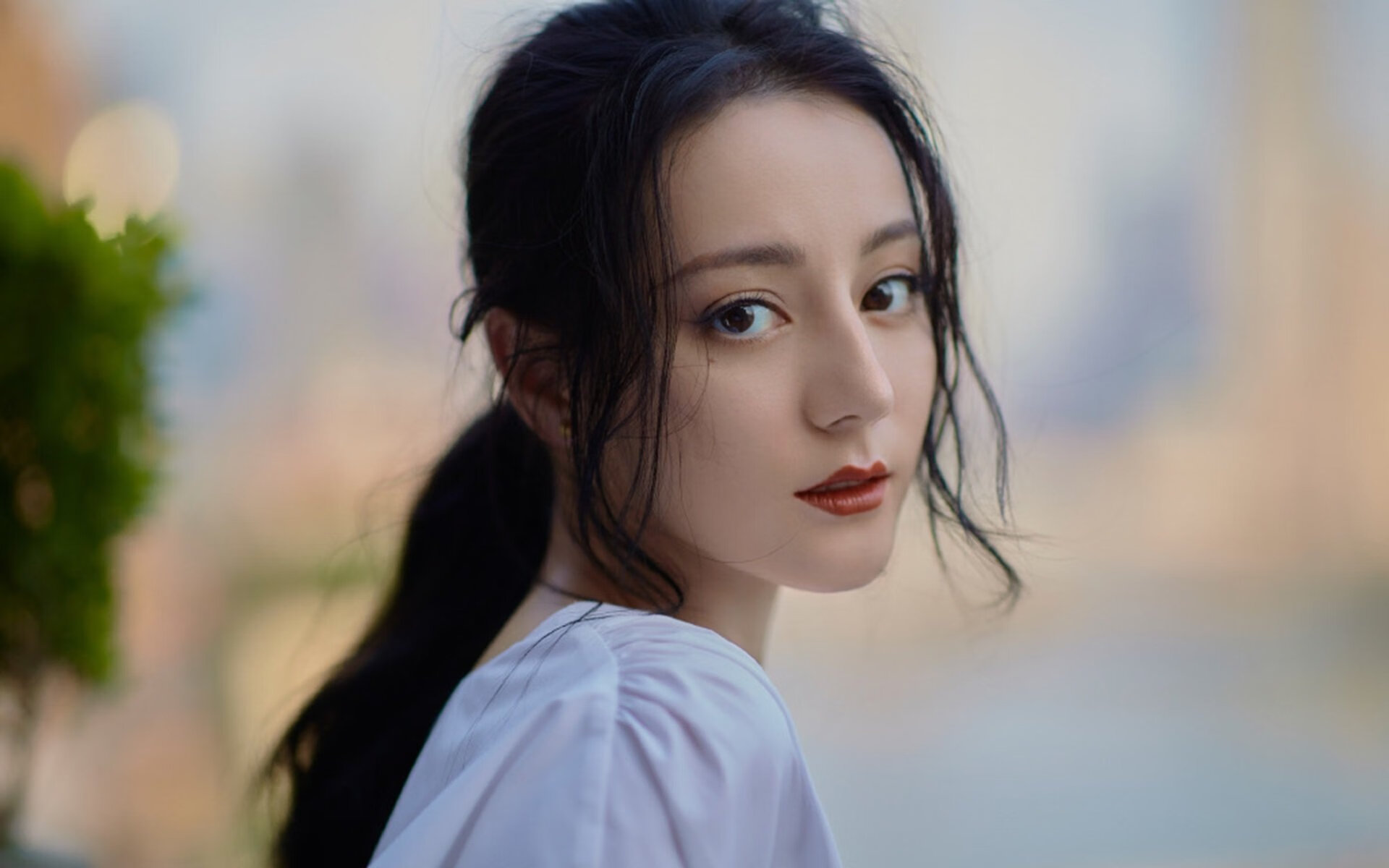 中锋回撤拿球是否成为破解低位防守的关键点,中锋后撤步