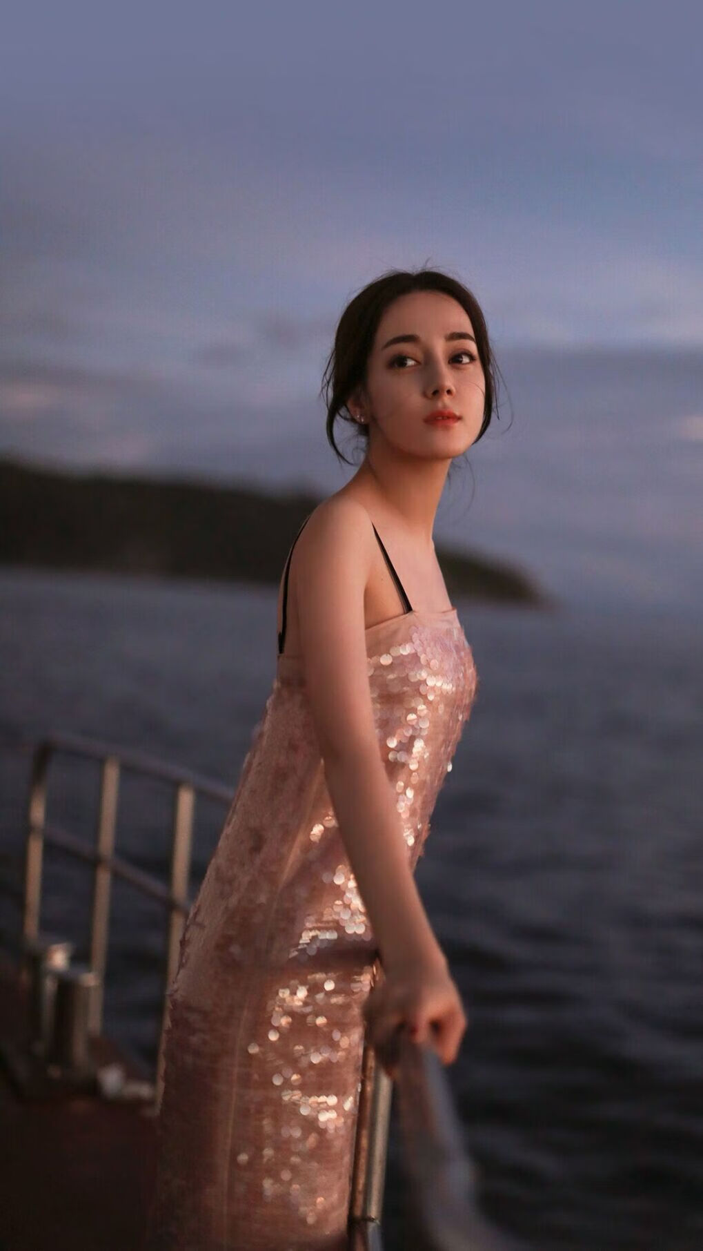 九游游戏中心官网-战术调整见成效多场比赛成功限制对手核心球员发挥，球员战术意识